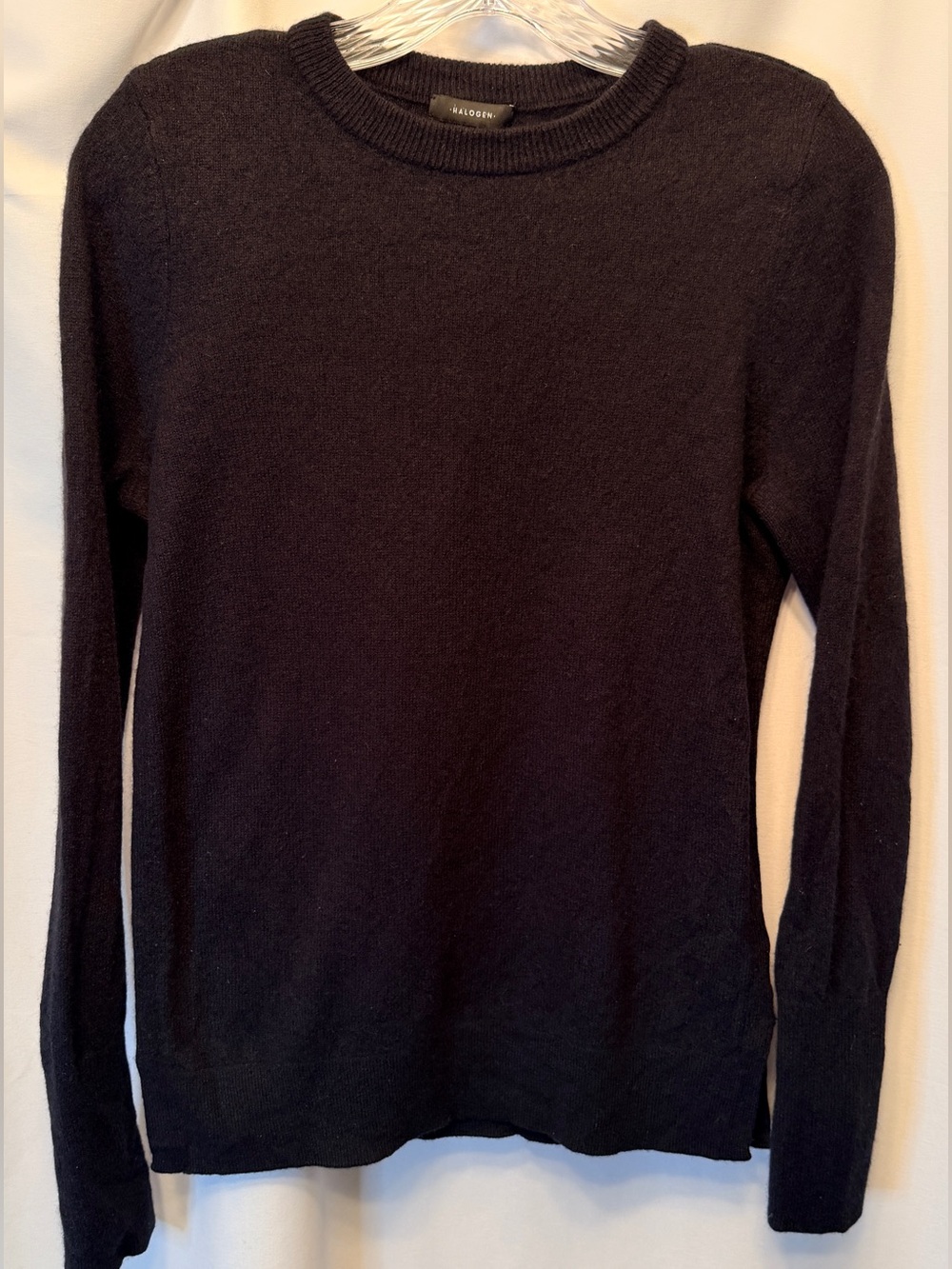 Halogen 100% Cashmere Women’s Size Medium Crew Neck Sweater Black Classic Knit